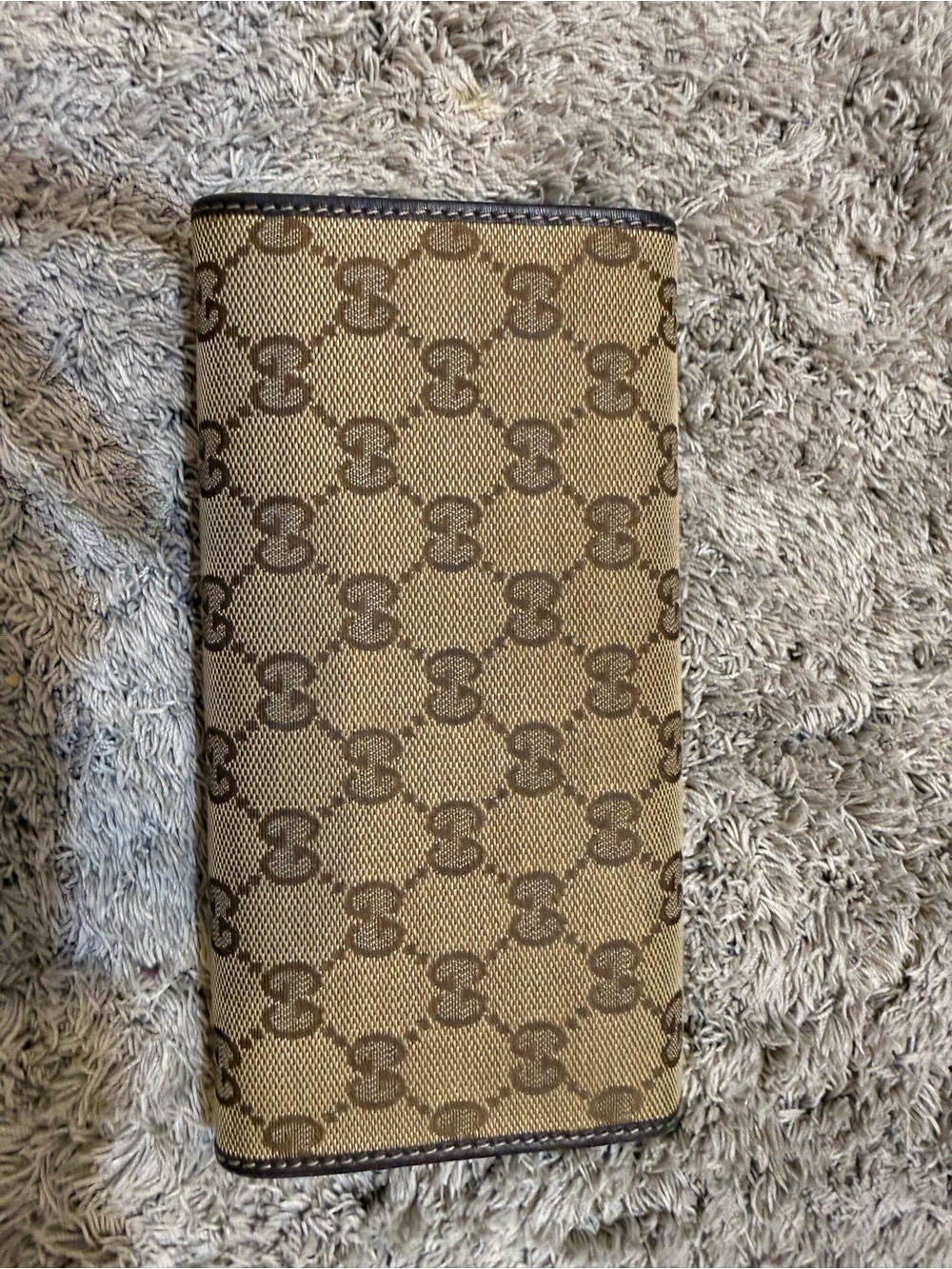 Authentic Gucci Beige and Brown Monogram Continental Wallet with Gold Logo - Picture 2 of 3